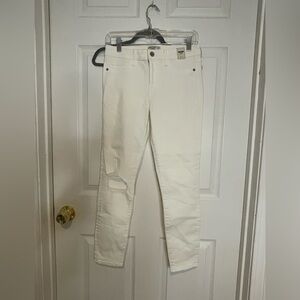 NWT - ABERCROMBIE HARPER LOW RISE ANKLE JEANS